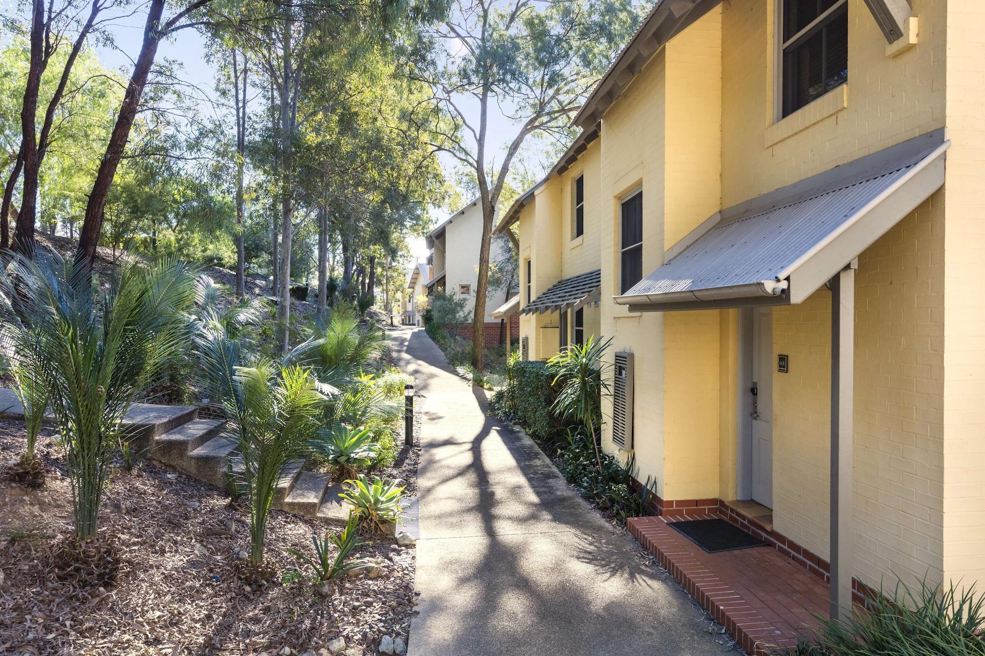 Oaks Cypress Lakes Resort Pokolbin Exterior photo