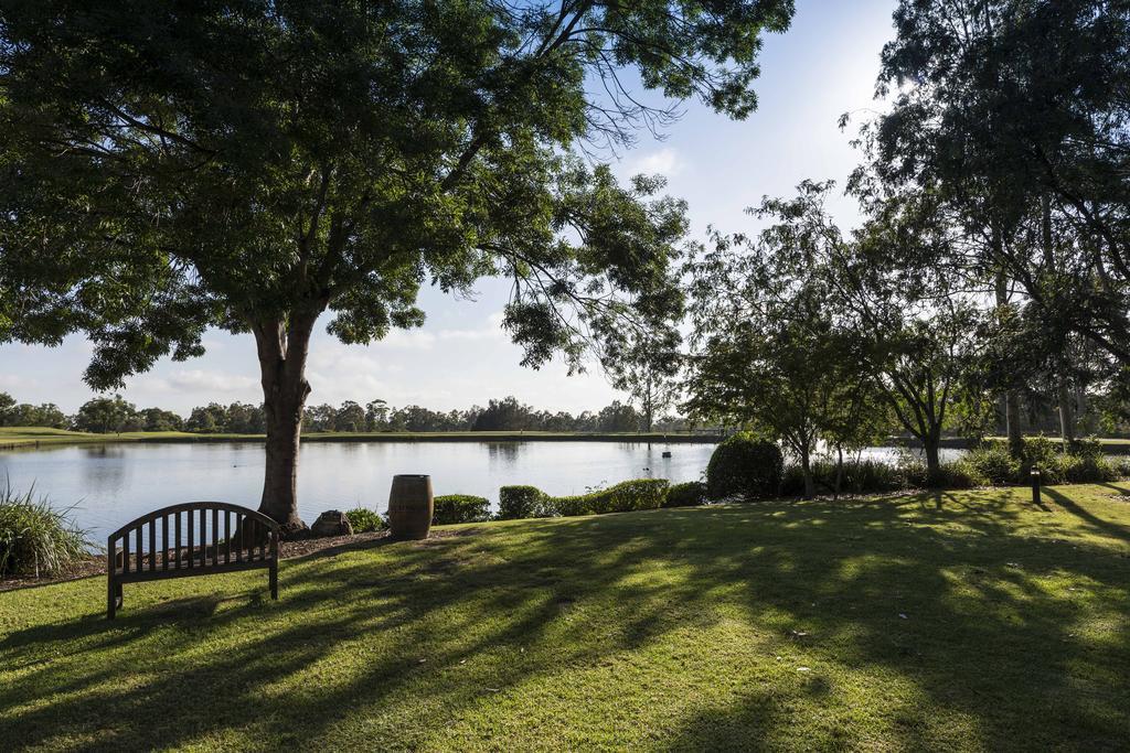 Oaks Cypress Lakes Resort Pokolbin Exterior photo